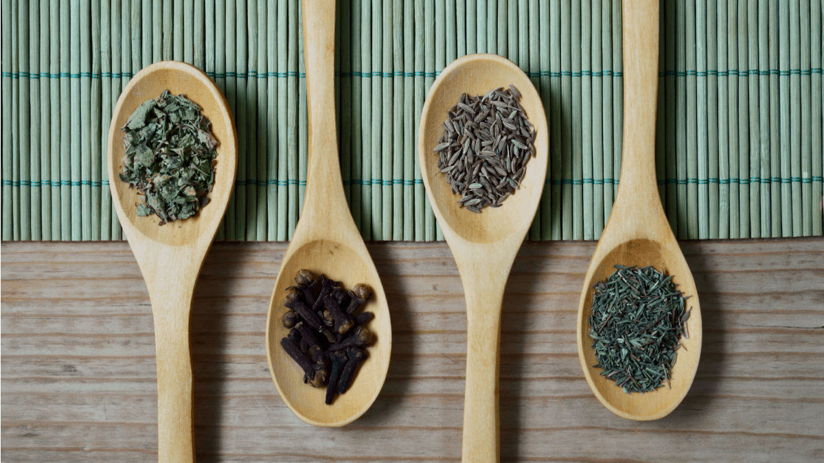 10 healthy herbs and spices: Anti-inflammatory, nutritious, and more